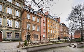 Old Town Basilisk Apartment